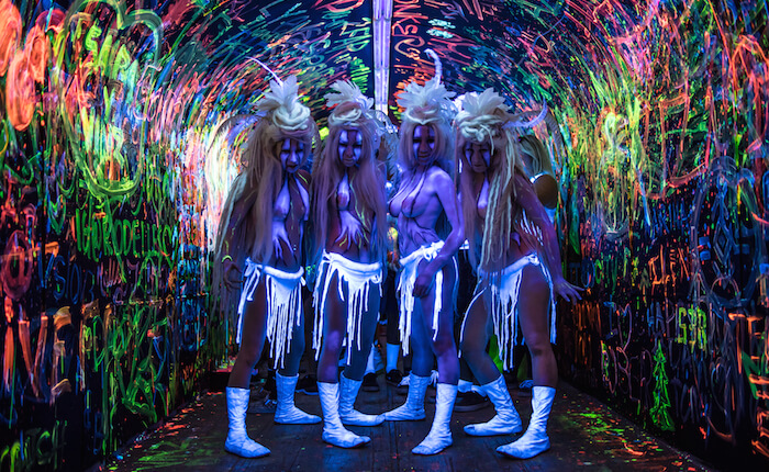 nocturnal2016gifs_700x430