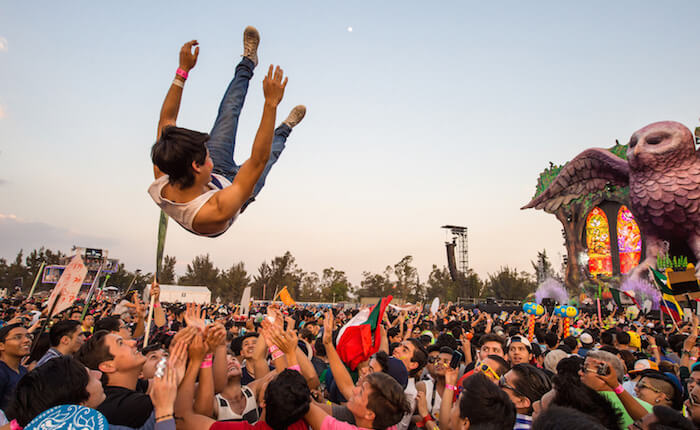 edcmexico2017upsidedownhouse_700x430_WEB