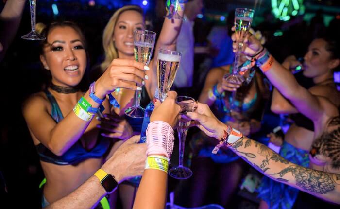 everythingyouneedtoknowaboutviplifeatcountdown2016_700x430