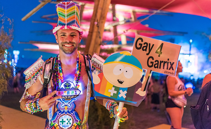 AwesomePeopleDay1EDCLV_700x430